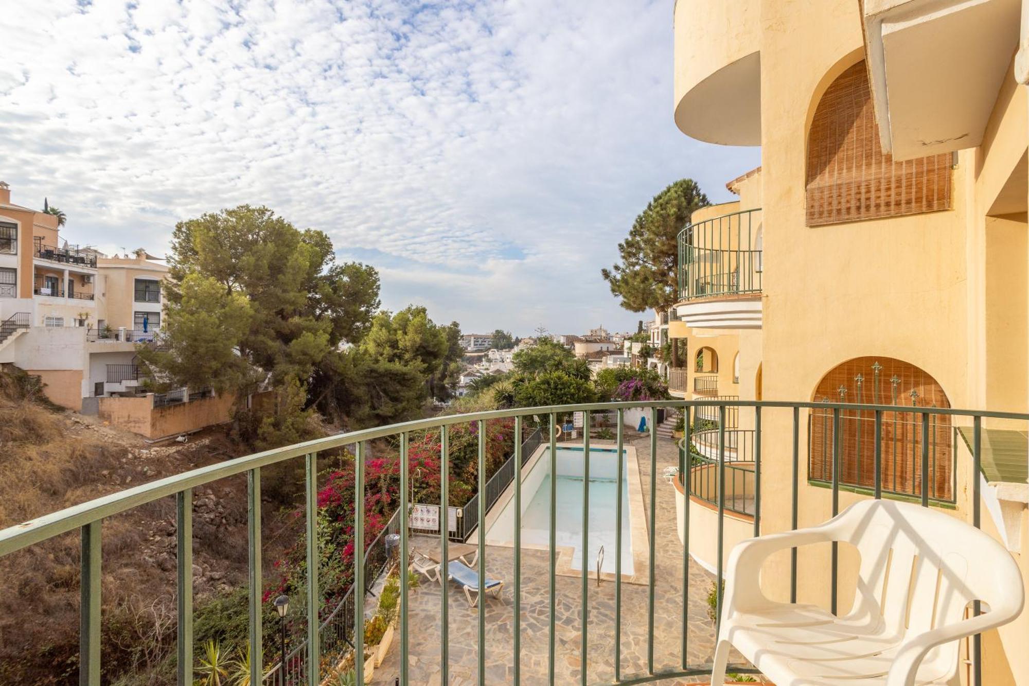 Las Flores 5 - Large Townhouse Nerja Exterior foto